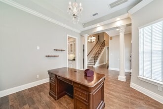 9660 Fairdale Ln in Houston, TX - Foto de edificio - Building Photo