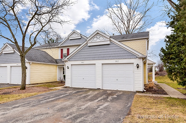 property at 2615 Country Oaks Ct