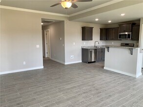 451 Red Robin St in Centerton, AR - Building Photo - Building Photo