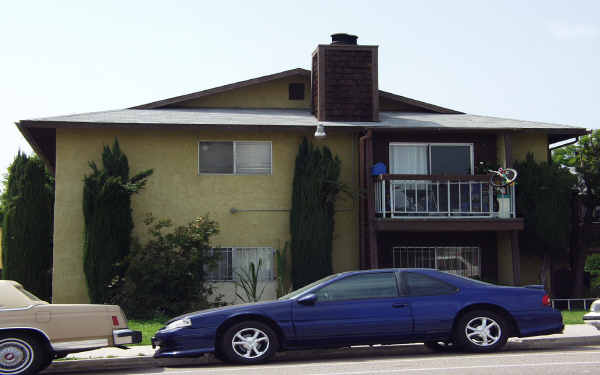 760 Grand Ave in Spring Valley, CA - Building Photo - Building Photo