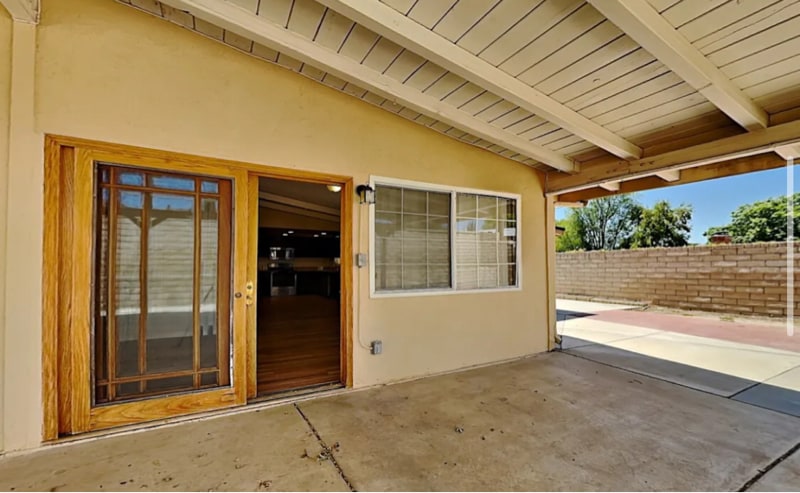 22410 Guadilamar Dr in Santa Clarita, CA - Building Photo