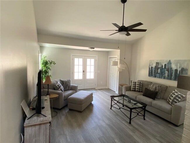 property at 1608 Willie Dr