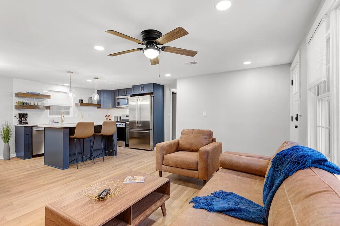 4737 Aster Dr in North Charleston, SC - Building Photo