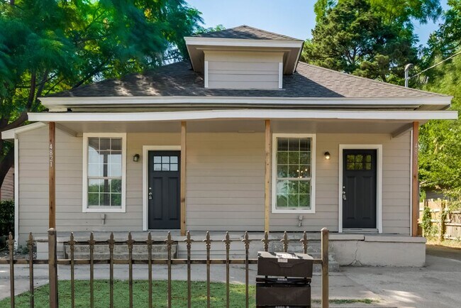 4821 Ash Ln, Unit 4821 in Dallas, TX - Building Photo - Building Photo