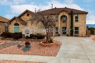 8324 Calle Primera NW in Albuquerque, NM - Building Photo