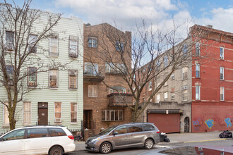 146 Lynch St in Brooklyn, NY - Building Photo - Building Photo