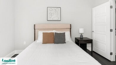 1810 Bertha St, Unit 162 in Jacksonville, FL - Building Photo - Building Photo