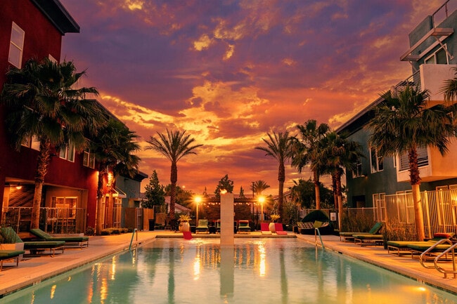 The Mercer in Las Vegas, NV - Foto de edificio - Building Photo