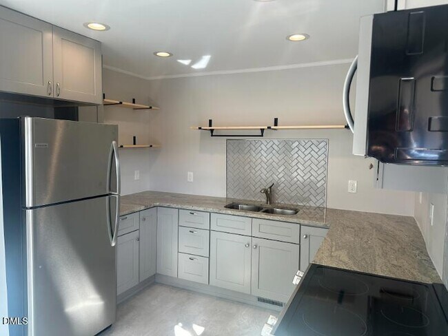 2705 Newbold St in Raleigh, NC - Building Photo - Building Photo