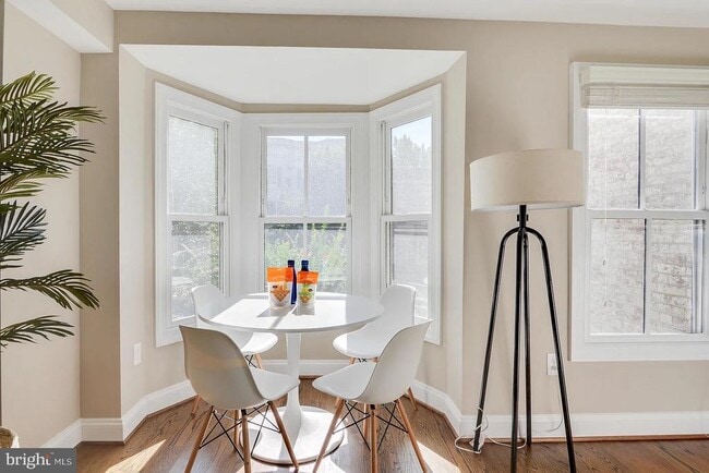 property at 1823 S St NW