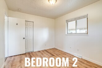 9341 Hoffman Way, Unit 2 in Thornton, CO - Building Photo - Building Photo