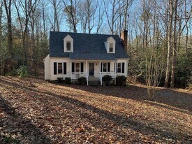 13131 Donegal Dr in Chesterfield, VA - Building Photo