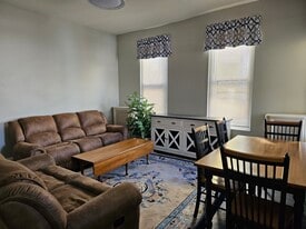 935 N 5th St, Unit 2 in Reading, PA - Building Photo