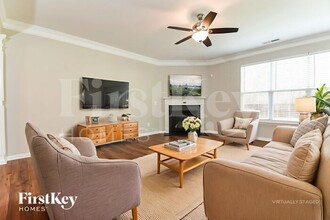 2814 Chari Park Ln in Walkertown, NC - Building Photo - Building Photo