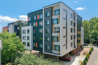 605 Concord Ave in Cambridge, MA - Building Photo - Building Photo