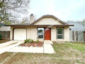5523 Rangeland St in San Antonio, TX - Building Photo