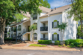 Savannah Creek in Southaven, MS - Building Photo - Building Photo