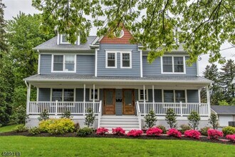 64 Kent Pl Blvd in Summit, NJ - Building Photo - Building Photo