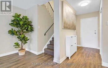 3740-3740 Don Mills Rd in Toronto, ON - Building Photo - Building Photo