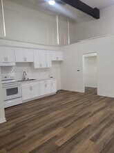 The Exotic Isle in Paramount, CA - Building Photo - Building Photo