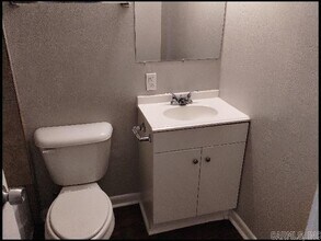 35 Collins Rd in Jacksonville, AR - Building Photo - Building Photo