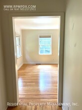 1938 SW Edgewood Rd in Portland, OR - Building Photo - Building Photo