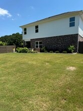 2176 McAfee Rd NE in Cullman, AL - Foto de edificio - Building Photo