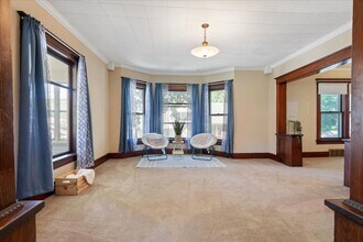 330 Fuller Ave in Council Bluffs, IA - Building Photo - Building Photo