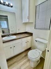 15125 Victory Blvd in Los Angeles, CA - Building Photo - Building Photo