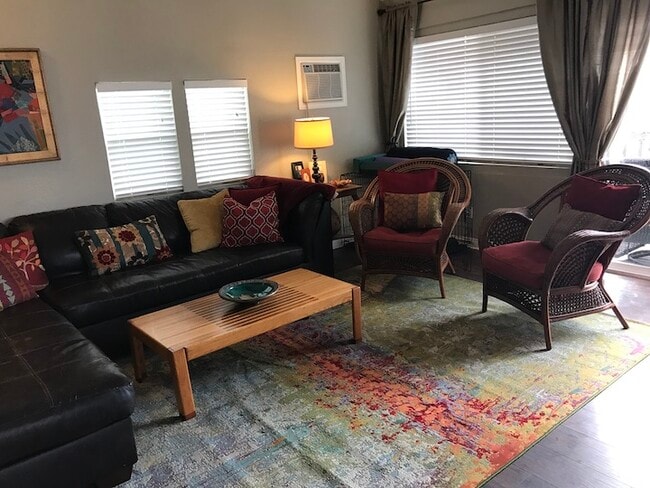 2499 1/2 Pierce Street in Edgewater, CO - Foto de edificio - Building Photo
