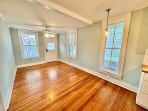 2119 Avenue O 1/2 in Galveston, TX - Building Photo - Building Photo