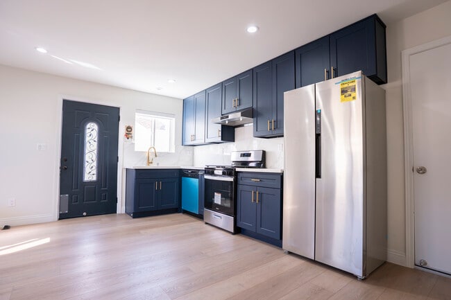 property at 3319 Gladys Ave