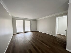 500 Willow Dr in Lake Jackson, TX - Building Photo - Building Photo