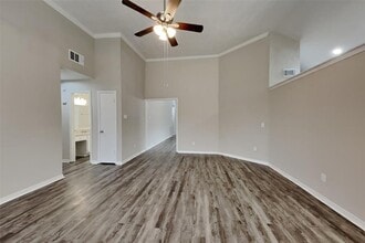 2515 Chestnut Cir in Pearland, TX - Building Photo - Building Photo