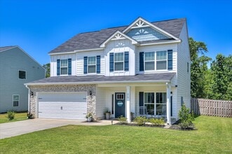 210 Pebble Ln in Harlem, GA - Building Photo - Building Photo