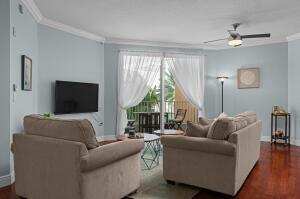 804 E Windward Way in Lantana, FL - Building Photo - Building Photo