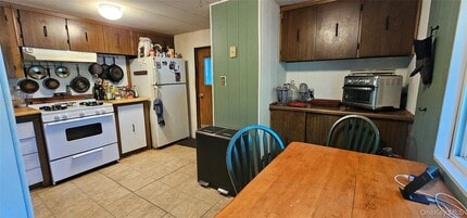 122 2nd Ave, Unit 612 in Narrowsburg, NY - Building Photo - Building Photo