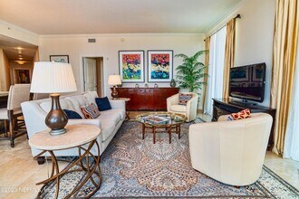 1431 Riverplace Blvd, Unit 2804 in Jacksonville, FL - Building Photo - Building Photo