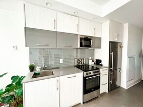 255 Bay St, Unit Bowery in Ottawa, ON - Building Photo - Building Photo