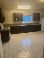 4621 Fern Pl, Unit 4621 Apartments