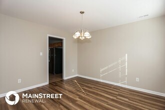 11241 Anna Rose Rd in Charlotte, NC - Foto de edificio - Building Photo