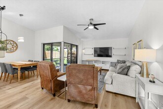 2004 NW 15th Pl in Delray Beach, FL - Building Photo - Building Photo