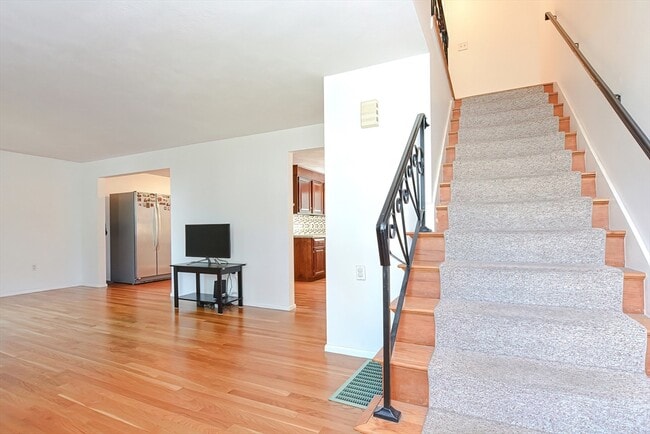 118 Edinboro St, Unit 118 in Newton, MA - Building Photo - Building Photo