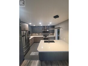 23113-2125A 125a Ave in Maple Ridge, BC - Building Photo - Building Photo