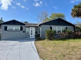 288 Boylston Ave in Daytona Beach, FL - Building Photo