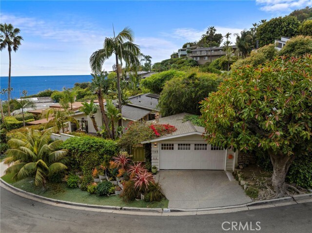 1165 Skyline Dr