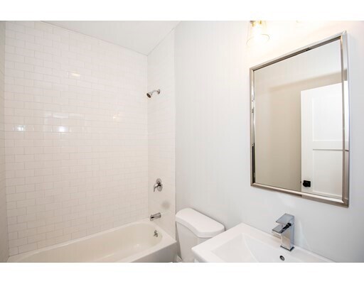 66 Lubec St-Unit -1 in Boston, MA - Building Photo - Building Photo