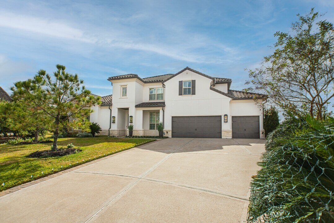 7 Brittany Rose Pl in Tomball, TX - Foto de edificio