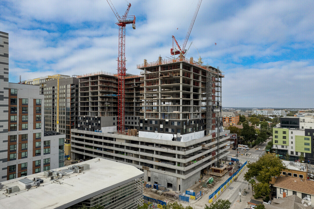 Union on 24th in Austin, TX - Foto de edificio