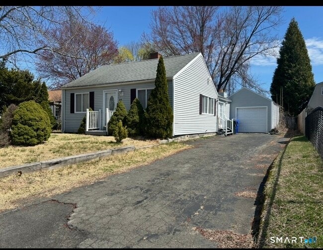 26 Sunnydale Rd in East Hartford, CT - Building Photo - Building Photo